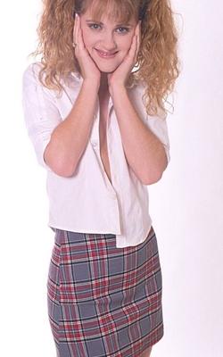 TEEN MOLLY ROME SE DÉSHABILLE