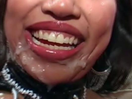 Asia Samen Dame (Orgasmus)