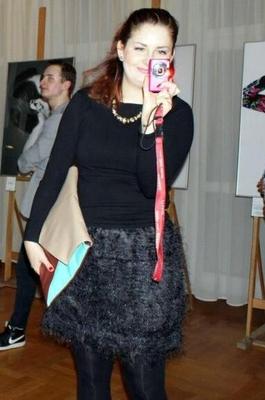 Mi esposa Magda en unos outfits sexys para que folles
