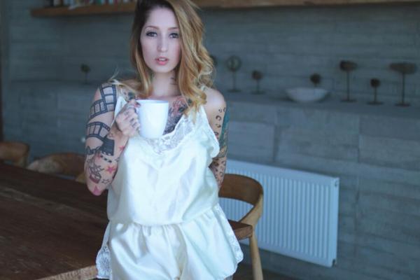 Suicide Girls – Jaqueline – Ohne dich
