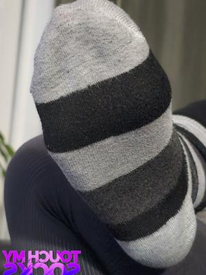 Fétichisme des chaussettes et des pieds - Contenu original SideOfLight