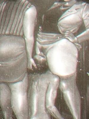 Herrin mit Sklave Bilder