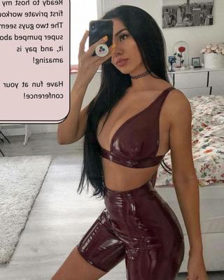 ラテックス キャプション : セクシーなフェティッシュな情事