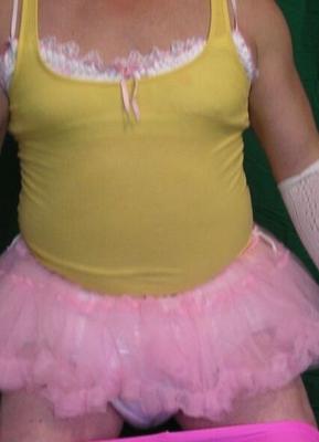 Peter Went diapered sissy in pretty yellow camisole
