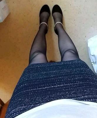 Warum machen Mädchen Fotos von ihren eigenen Füßen und Beinen?