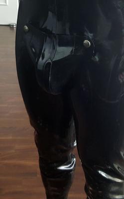 Gummi Latex Ganzanzug Catsuit mit Codpiece Klappe Schwanzloch