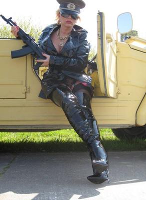 Lady B Fetish Border Guard