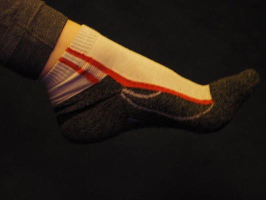 Socks to bare, to lick, to cum on