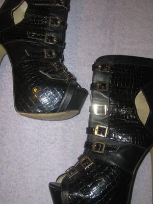 Ein weiteres Paar versauter Schuhe kam