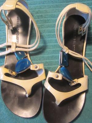 Sandals fucked and cummed