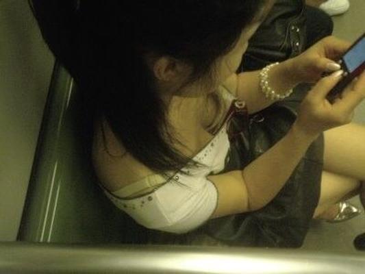 Downblouse Petits Seins Deux