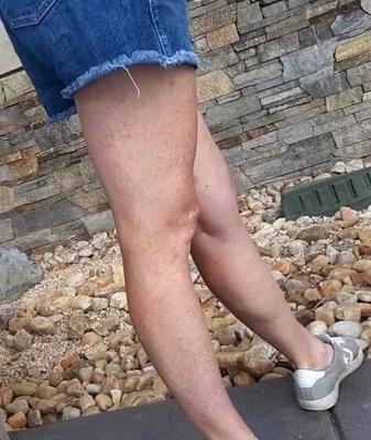 Kims Turnschuhe ohne Socken