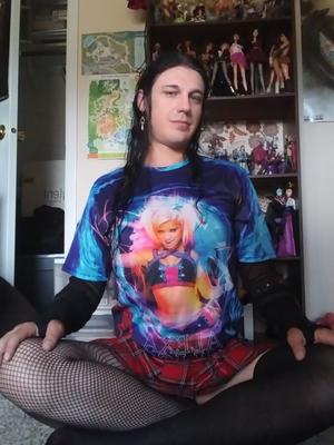 I love my new Alexa Bliss shirt (With gifs)