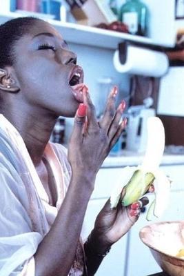 Diese Bilder von Ebony Ayes haben meinen Schwanz heute hart gemacht