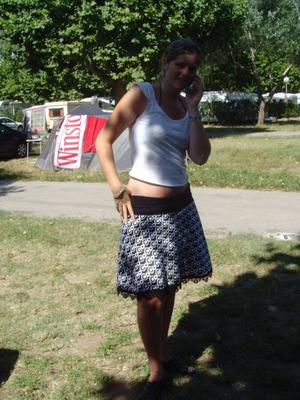French pregnant girl lost camera on holidays