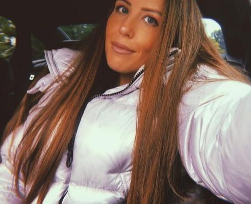 Raphaela loves puffer jackets