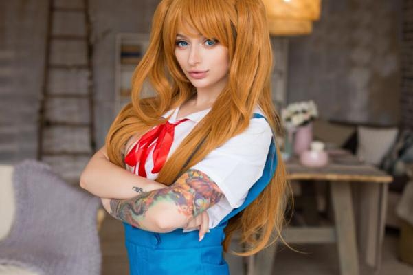 Suicide Girls – Lyuba – neckt Asuka