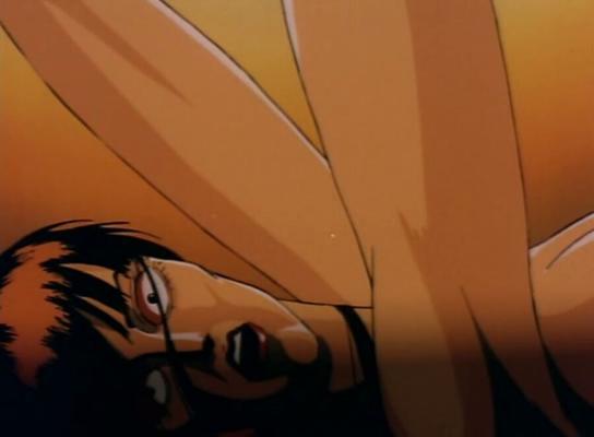 Spiderwoman-Screenshots aus dem Film Wicked City