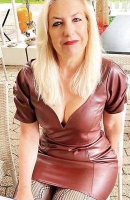 Nice Fetish lady Leather Mandy (Spec)