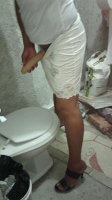 Strapon-Upskirt