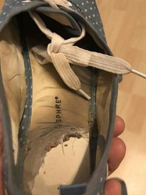 Strumpfhose gut getragene Schuhe von einer Frau