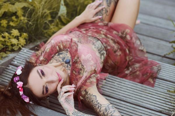 Suicide Girls - Damage - Waterlily
