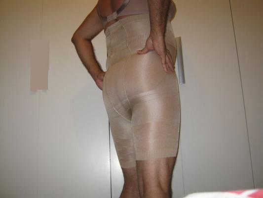 Crossdresser in a Nylon Hi-Waist LLPG Girdle