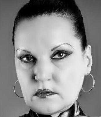 Dominante Damen: Herrin sein