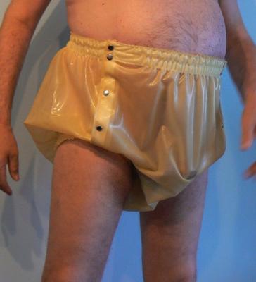 Mein neues Gummiwindelhöschen - Mis nuevos pantalones de goma