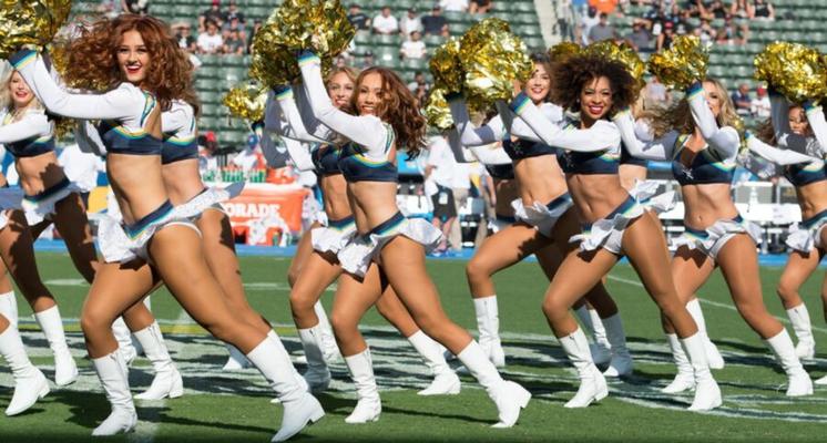CHARGER GIRLS Porristas