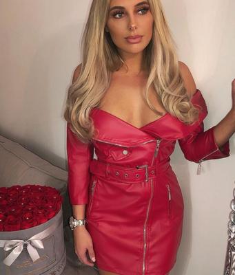 vestido de cuero