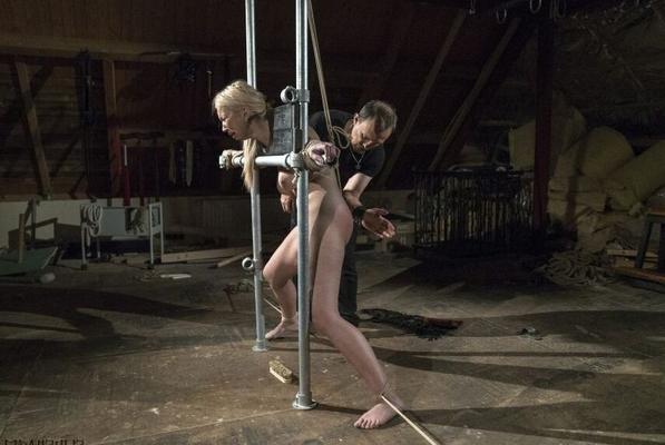 Roxy Risingstar BDSM