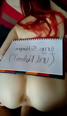 Nuttiges Amateur-Model neckt