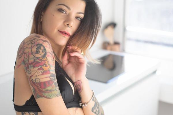 Suicide Girls - Edmea - La Petite Cuisine