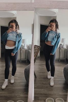jolie fille aux couches