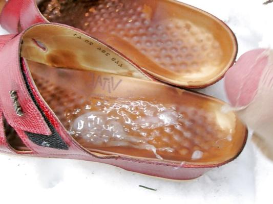 Semen en los zapatos