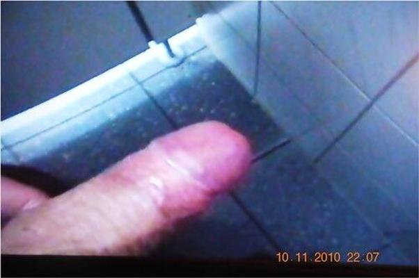 Spritzen auf der Damentoilette