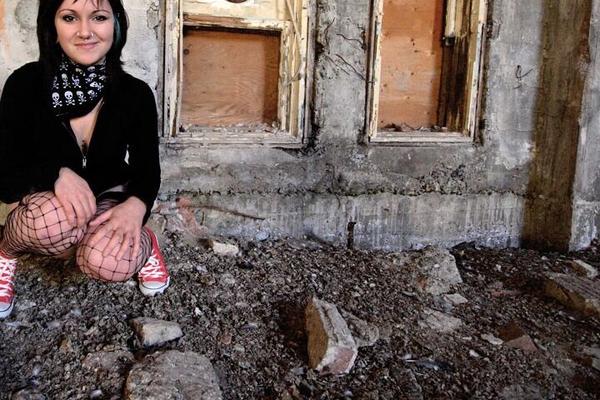 Suicide Girls – Capone – Jagged