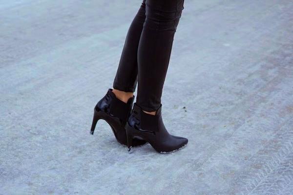 fetish leather fashion