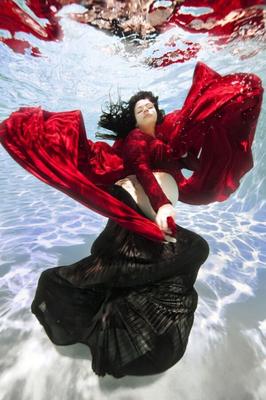 Pregnant Underwater