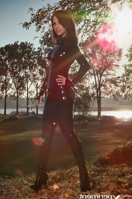 Alexandra Corneille Day im Catsuit