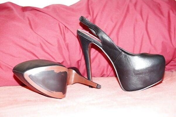 ihr bitchy Auftritt: Miss Bitch liebt Schuhe!