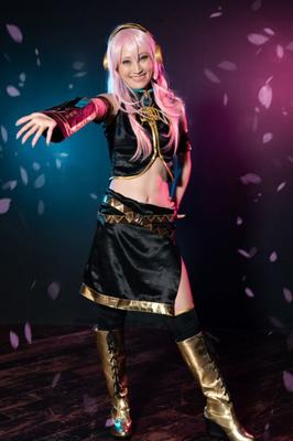 -Mizuki-foto