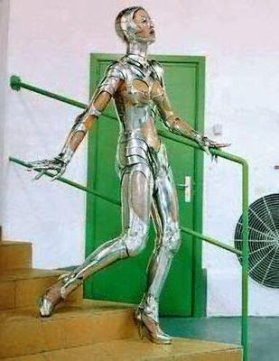 鎧を着た女性たち