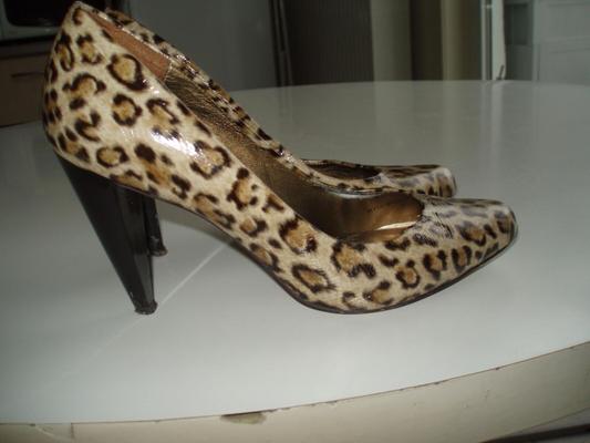 cum on aunt\'s shoes # 