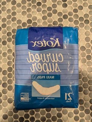 kotex カーブドスーパーマキシパッド