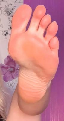 足の女性ティーン