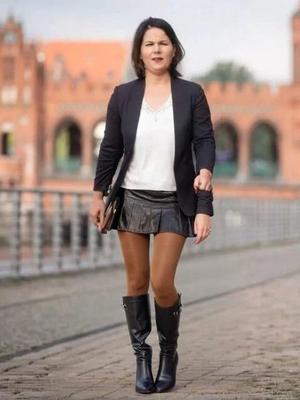 ナイロンのAI Annalena Baerbock