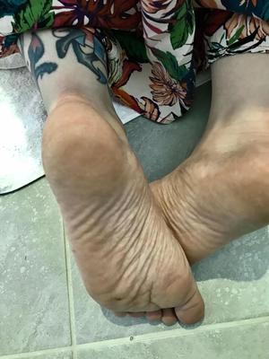 ジェニーセクシーな熟女の足