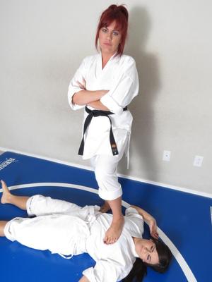 Heather Beats Up Tori